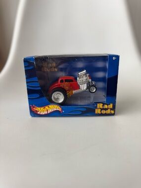 Hot Wheels RAD RODS '32 FORD COUPE Red w/Flames 1932 Vintage 2002